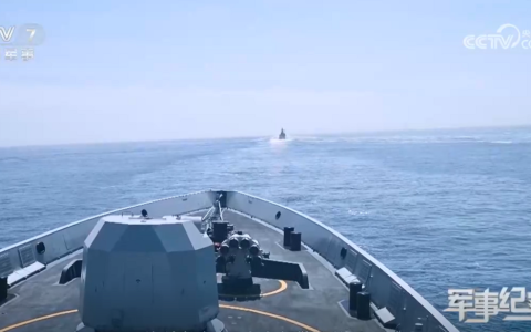 中国官媒：解放军军舰曾与驶入台海大吨位外国军舰缠斗逾20小时