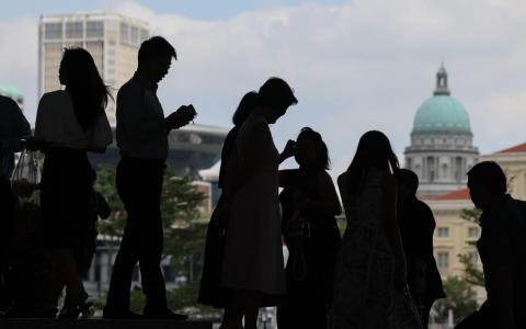 Generic photo for Budget 2026. Singapore has adapted its budget framework in response to changes in the rate of economic growth, increases in the expenditure needs of its population, and policy initiatives that range from climate action to national security, manpower challenges and workforce transformation.（The Business Times）