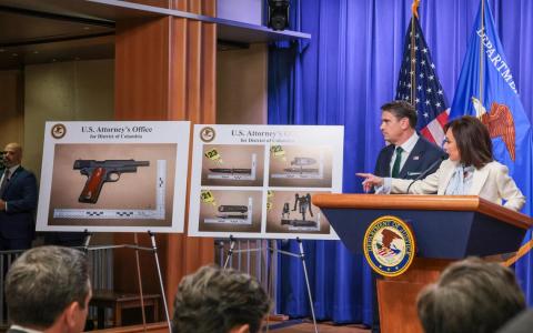 白宫晚宴嫌疑人被控企图刺杀美国总统