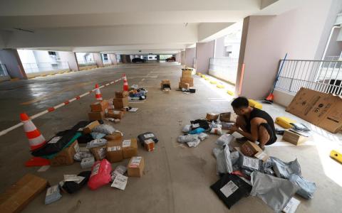 组屋多层停车场快递中心计划反应不热烈 业者盼更灵活方案