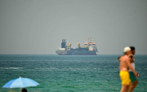 美伊僵持国际油价冲破114美元 阿联酋退出OPEC