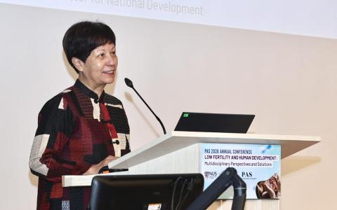 “时间不够用”影响年轻人婚育意愿 英兰妮：平衡家庭与事业无简单答案