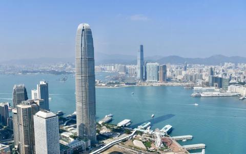 考虑到外围环境因素，香港维持今年全年经济增长预测目标在2.5%至3.5%（中新社）