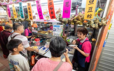 原料物流成本齐涨 本地粽子售价上调一至两成