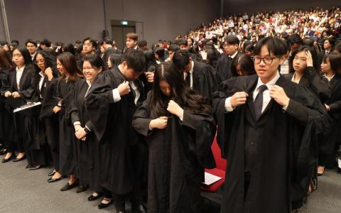 四年研究揭律师流失根源 法律生态系统须全面改革