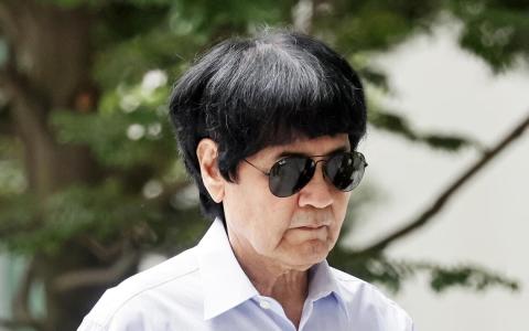 前空军总长撞伤推婴儿车女佣 判罚款5000元吊牌五年