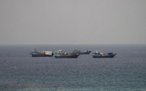 消息：阿曼向美提交海峡收费提案 倡议航运公司自愿缴“服务费”