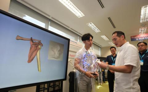 升级版HealthHub11月底前启用 整合公立医疗集群应用