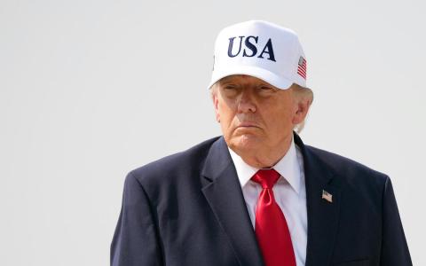 美国总统特朗普在2025年签署行政令，要加快反应堆的审批流程，指示能源部与五角大楼合作，建设核电站。（法新社）