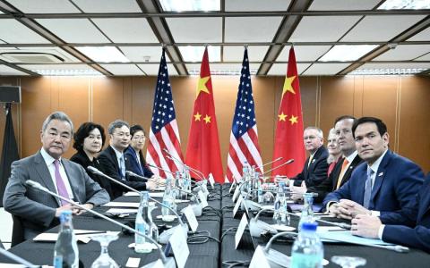王毅与鲁比奥会晤：筹备高层交往 要求美方恪守一个中国原则
