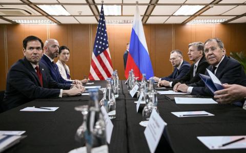 亚细安外长会议公报呼吁保障国际海峡航行自由