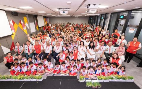 与Sparkletots合作 新加坡童军总会首推小水獭幼童军计划