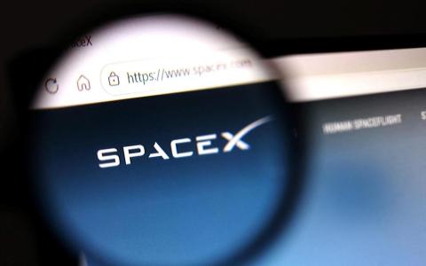 美国上市在即SpaceX新加坡扩招 新岗包括星链与AI