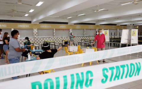 专家认为国人是在疫情的课题之上，对政府有更深一层的诉求。（邝启聪摄）