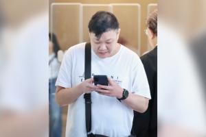 被告陈国永通过脸书信使发假图片给国务资政李显龙，谎称金沙遭炸弹袭击，星期四（6月18日）被判入狱四周。　（新明日报）