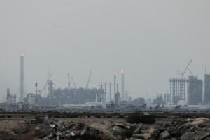 拉斯拉凡工业城（Ras Laffan Industrial City, 简称RLC）是全球最大液化天然气生产和出口设施所在地。（路透社档案照片）