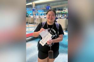 圣若瑟书院国际学校女学生陈智恩出发到马尔代夫前，在机场留影。（陈智恩父母提供）