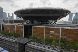 今年70岁的被告一共面对33项包括强奸、性侵未成年少女和抵触儿童与青少年法令的控状，他星期五（7月24日）在高庭认罪。（档案照片）