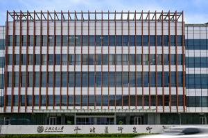 上海交通大学入列美国战争部发布的更新版“第1286条”名单，被指从事“问题活动”，可能危害美国的国家安全和科研诚信。（新华社）