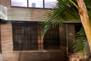 这起火患发生在7月29日晚上8时20分左右，地点是义顺81街的胡姬园公寓。（取自小红书）