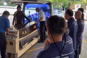 网民马泰尔（Bruce Mathieu）8月4日在社媒平台Instagram发布一则短视频，称众弘福利协会已将死者遗体领出，并负责安排他的丧礼和火化事宜，陪他走完生命的最后一程。（取自Instagram）