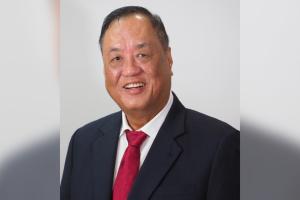 南洋客属总会会长刘智评投入宗乡社团服务超过40年。他认为，在能力范围内帮助他人，是一件有意义且令人满足的事。（受访者提供）